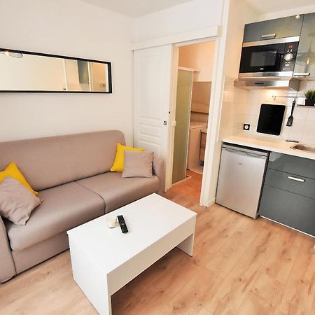 Appartement Au Coeur De La Ville De ตาแวร์นี ภายนอก รูปภาพ